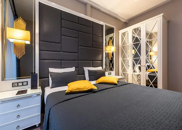 Sedef Pera * İstanbul